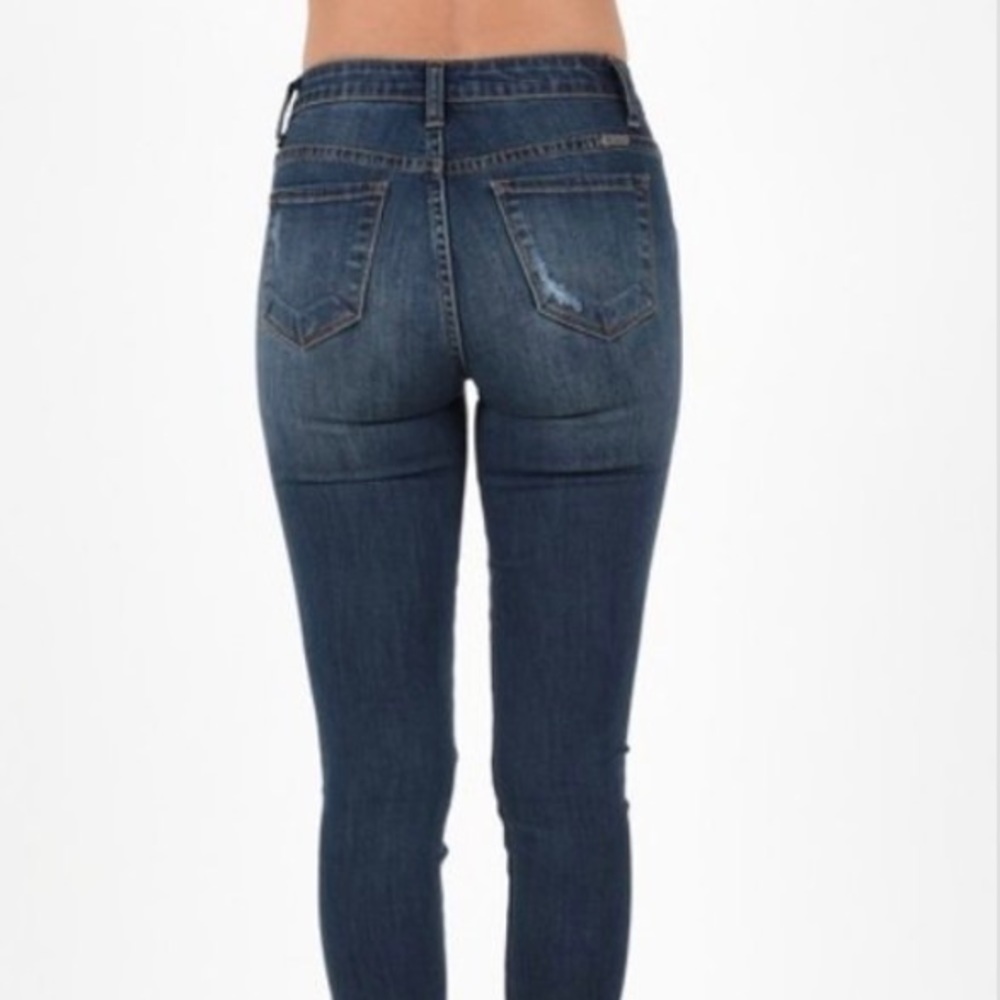 ❤️ Dark Wash Ripped Knee Skinny Stretch Jeans - Picture 5 of 6